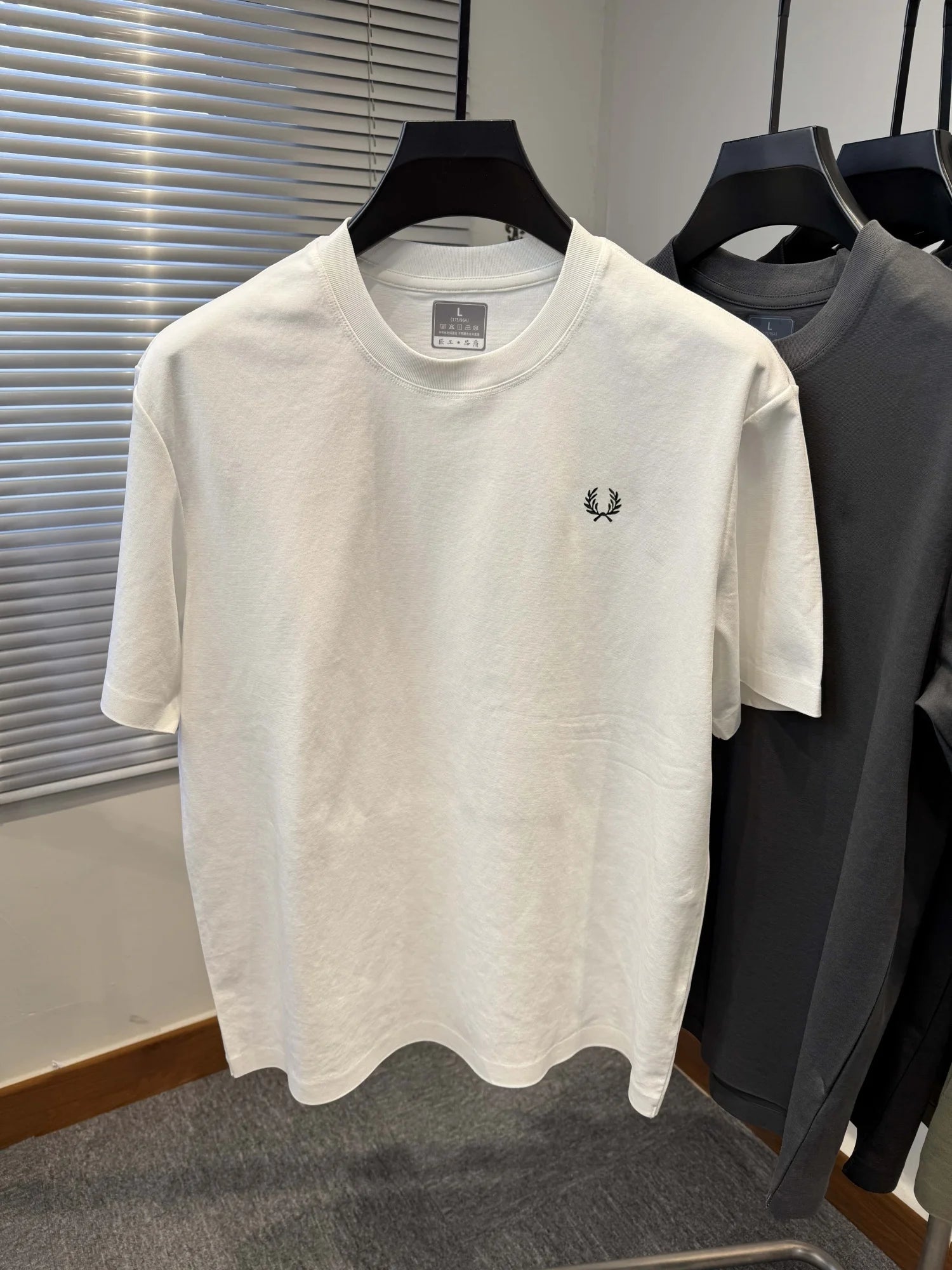 Men's Cotton Seamless T-shirt – Summer Luxury Embroidered Top