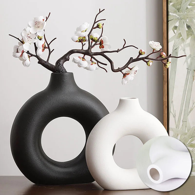 Minimalist Donut Vase – Hollow Circle Bud Vase