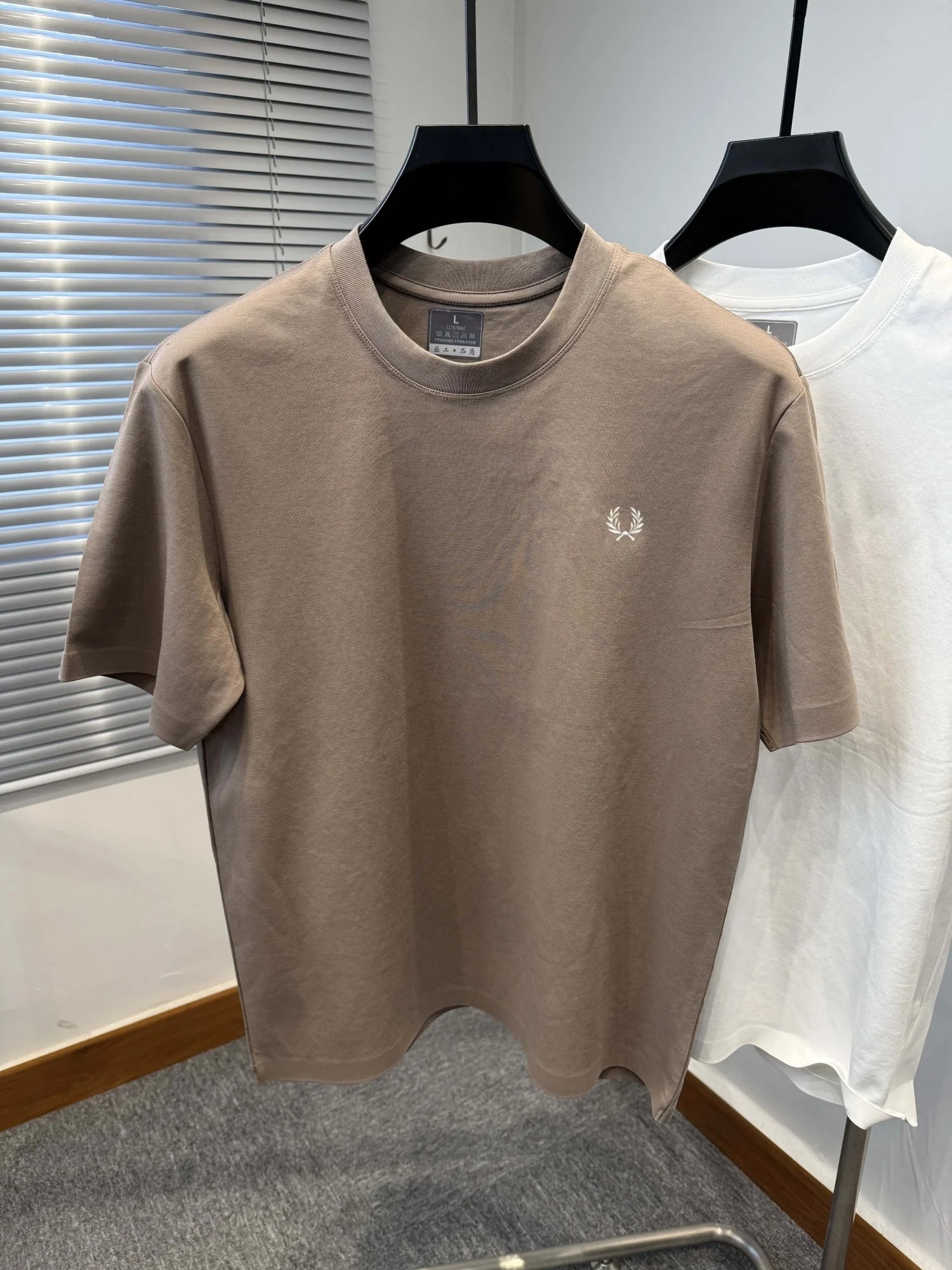 Men's Cotton Seamless T-shirt – Summer Luxury Embroidered Top