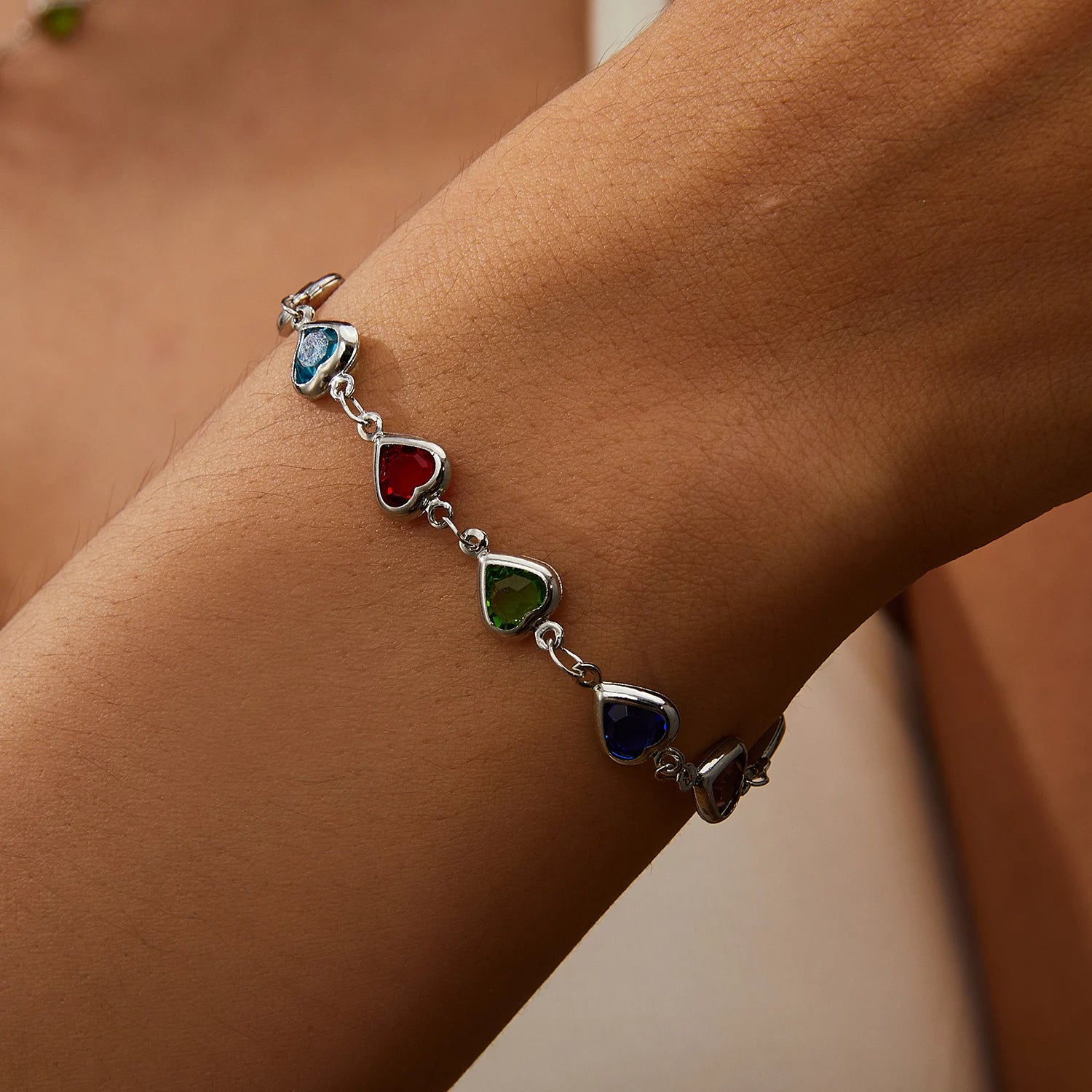 Elegant Zircon Heart Bracelet for Women – Adjustable Metal Chain