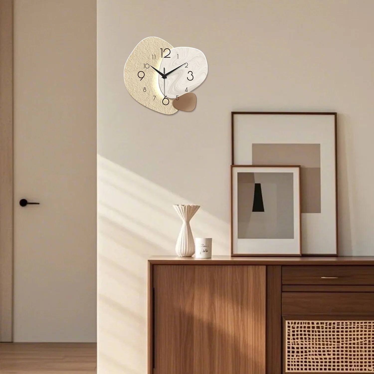 Modern Silent Wall Clock – Minimalist Quartz (Battery Not Included)